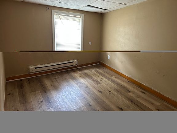 3rd image of 1472 Shawano Ave #2