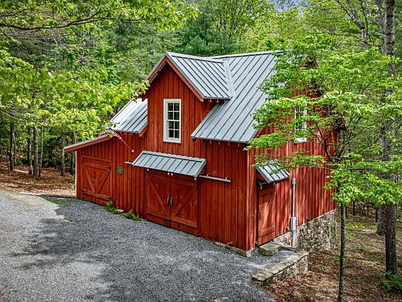 4th image of 245 Old Anderson Creek Rd