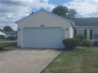 7302 Olde Farm Ln, Mentor, OH 44060
