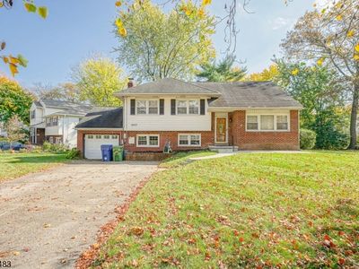 300 Sheffield Rd, Cherry Hill, NJ, 08034