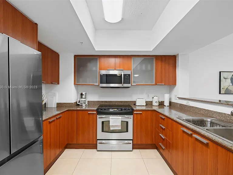 16699 Collins Ave #1710 — Photo 5