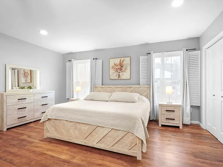 34 Shenandoah Dr — Photo 12