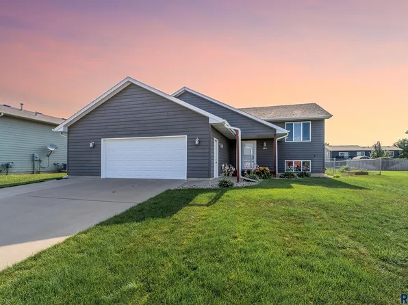 106 N Sund St, Worthing, SD 57077
