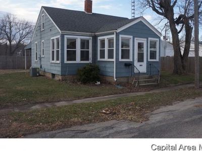 222 E Jackson St, Petersburg, IL, 62675