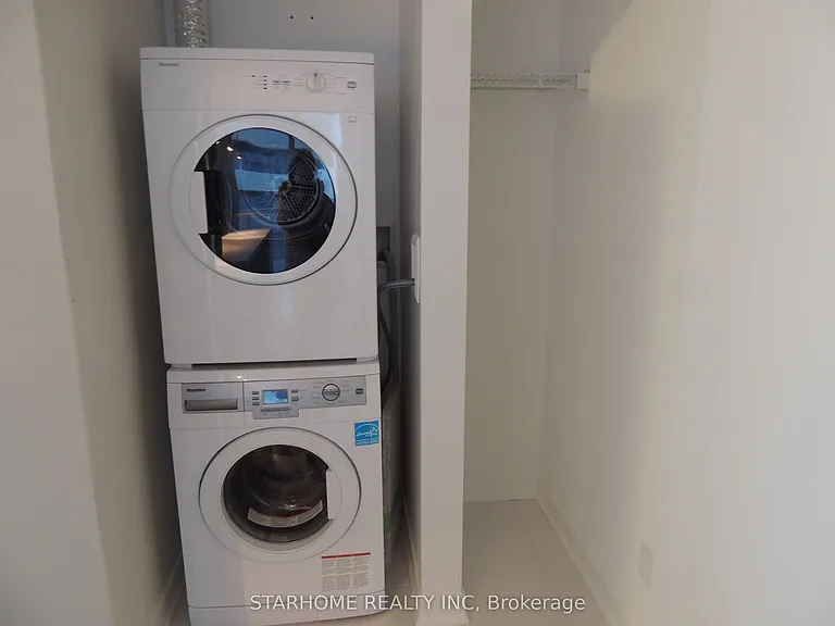 100 Harbour St #6307 — Photo 9
