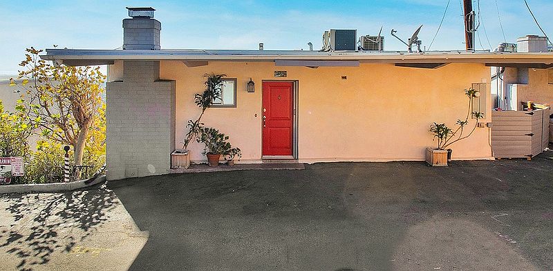 1st image of 8500 Magnolia Dr #1