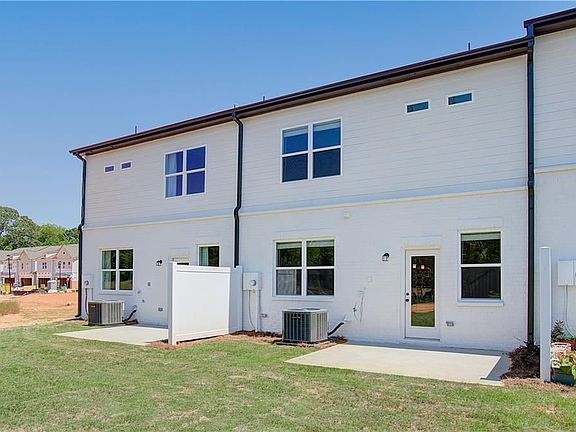 3rd image of 4637 Cypress Landing Way