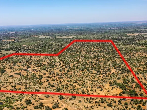 704 Otto Loop, Llano, TX 78643