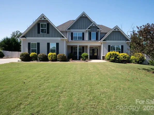 2613 Lakefront Dr, Belmont, NC 28012