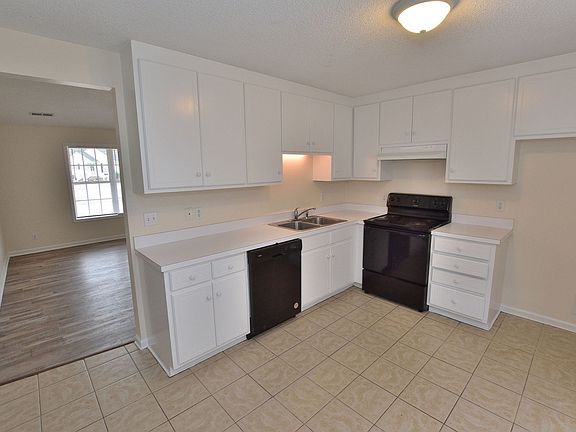 4th image of 114 Tonya Ct