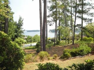 701 Westhampton Dr, Seneca, SC 29672