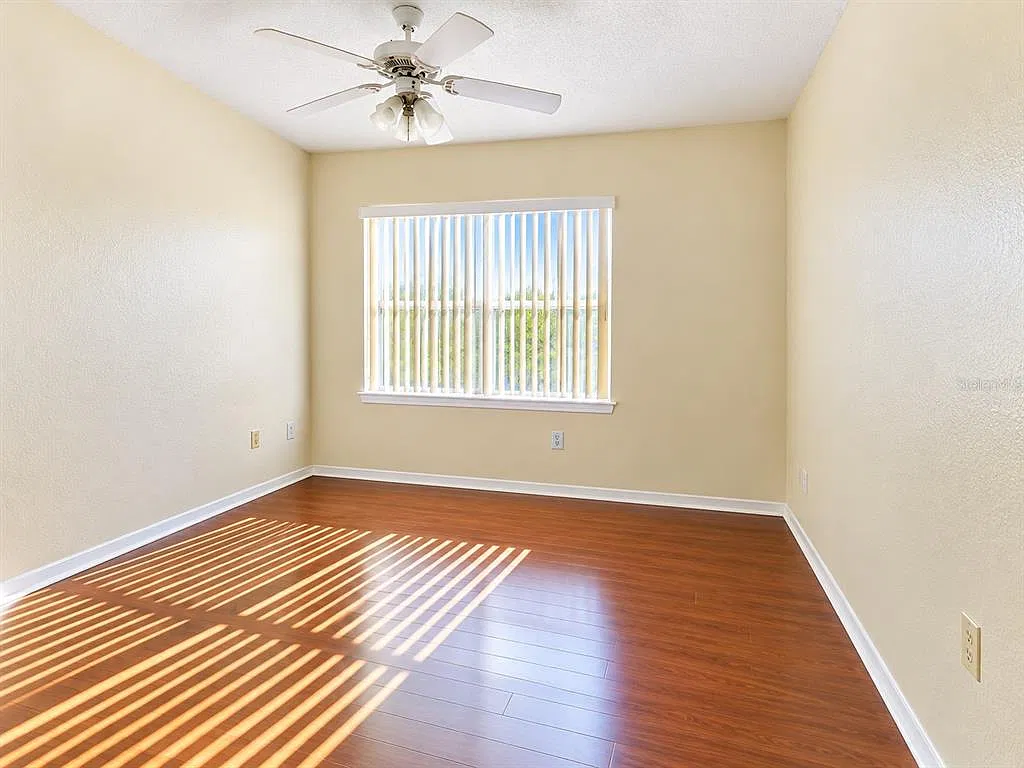 2 bed, 2.0 bath, 1083 sqft, $1,550 — Photo 3