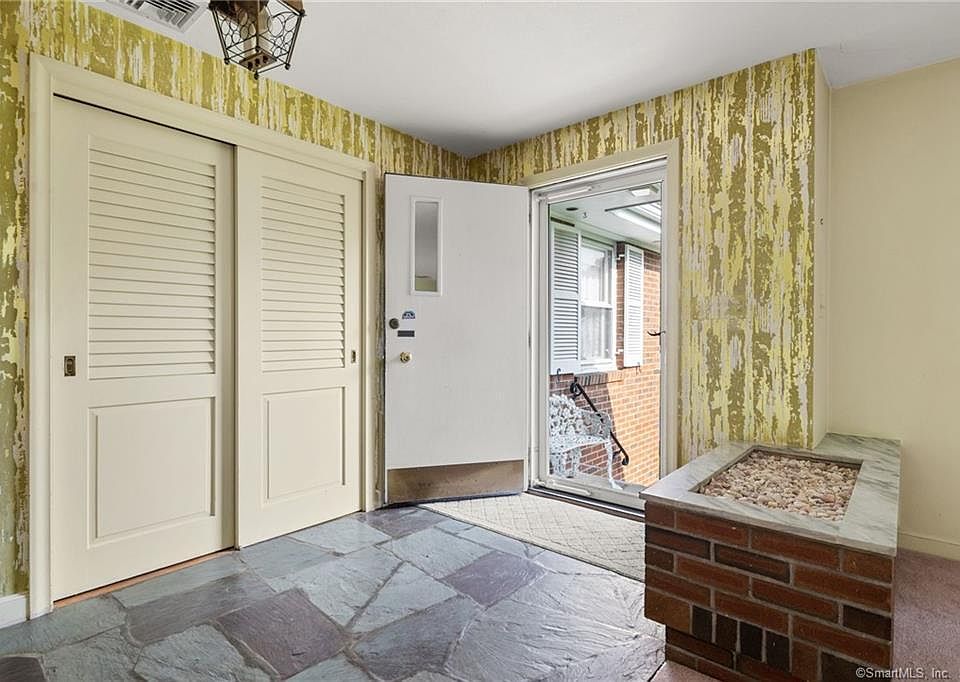 123 Crest St, Wethersfield, CT 06109 MLS 170585787 Zillow