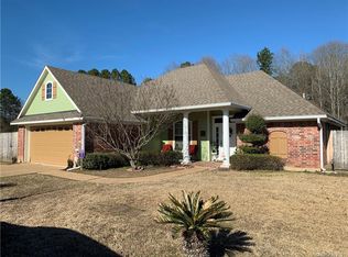 2004 Meadow Bnd, Shreveport, LA 71118