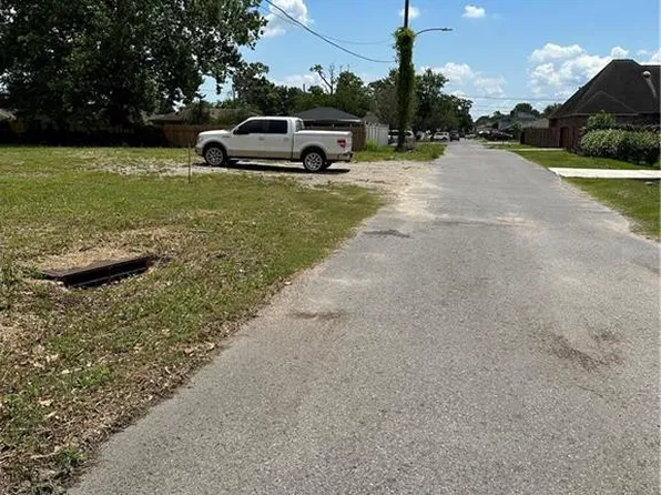 Halsey Ave, New Orleans, LA 70114