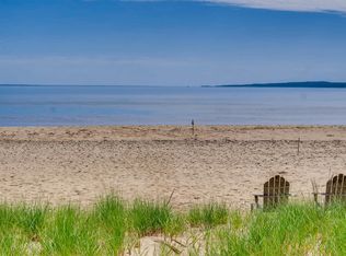 488 Lighthouse Rd, Aquinnah, MA 02535