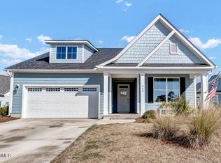 260 Twining Rose Ln, Holly Ridge, NC 28445