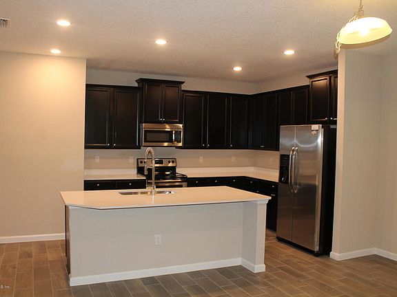 3rd image of 15722 Stedman Lake Dr