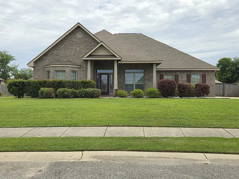 23882 Limerick Ln — Photo 1