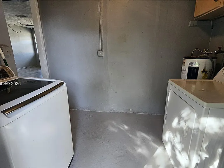 374 NW 31st Ave — Photo 22
