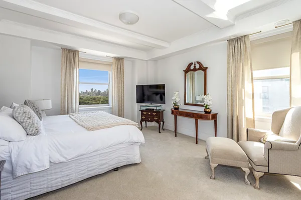 Rented by Triumph Property Group | media 14