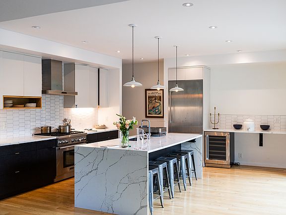 Chef's Kitchen, Wine Cooler and Kitchen Island and Bar Stools.
