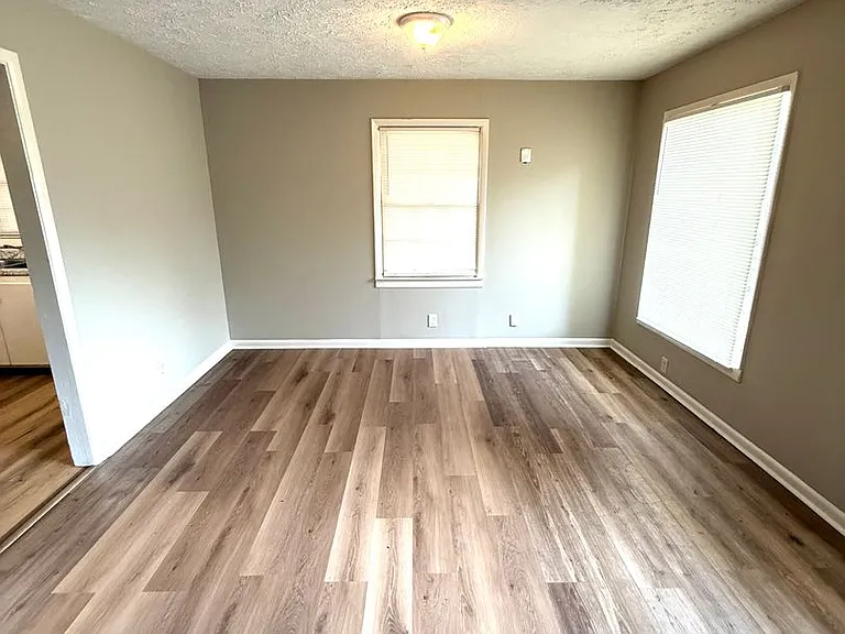 3 Mimosa Dr — Photo 1