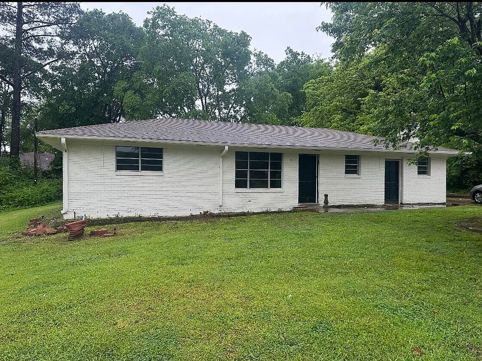 1st image of 2107 Bryan Dr