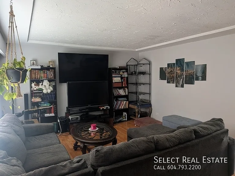 46638 Cedar Ave — Photo 2