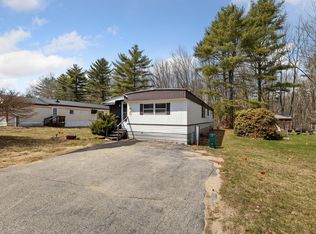 52 Cross Wind Ln, Rochester, NH 03867