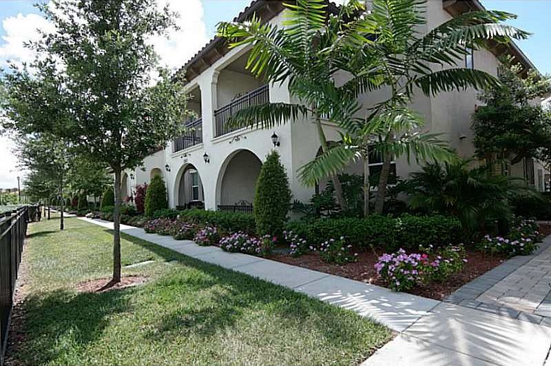 1st image of 2933 Cascada Isle Way