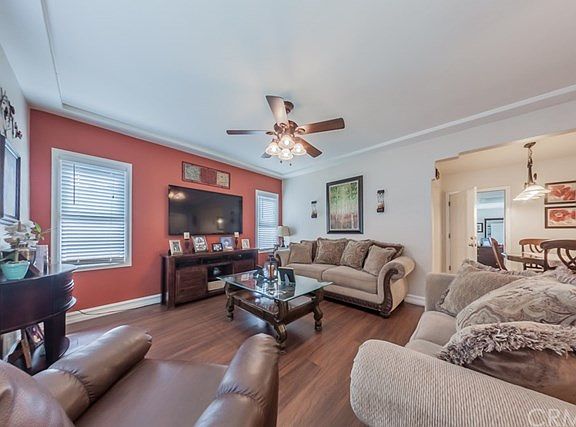 3rd image of 15553 Bellflower Blvd