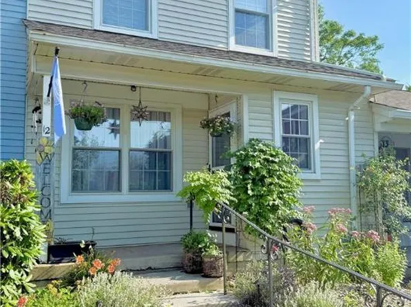 12 Concord Ct, Easton, PA 18040