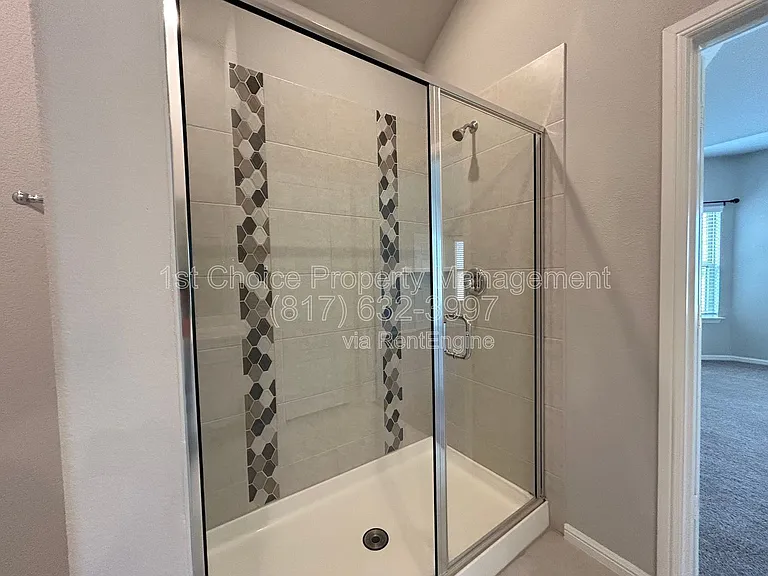 8941 Lantana Meadow Dr — Photo 32