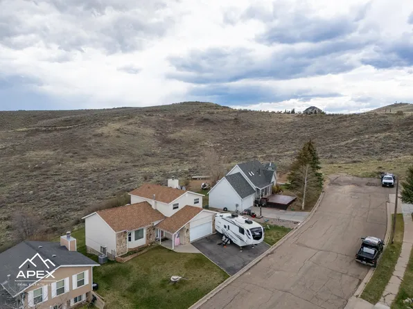 155 Spring Brook Dr, Evanston, WY 82930