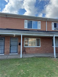 4878 Banbury Ct APT 12, Warrensville Heights, OH, 44128
