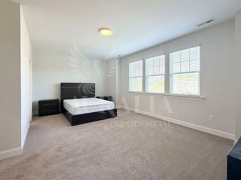1306 Farm Pond Trl — Photo 25