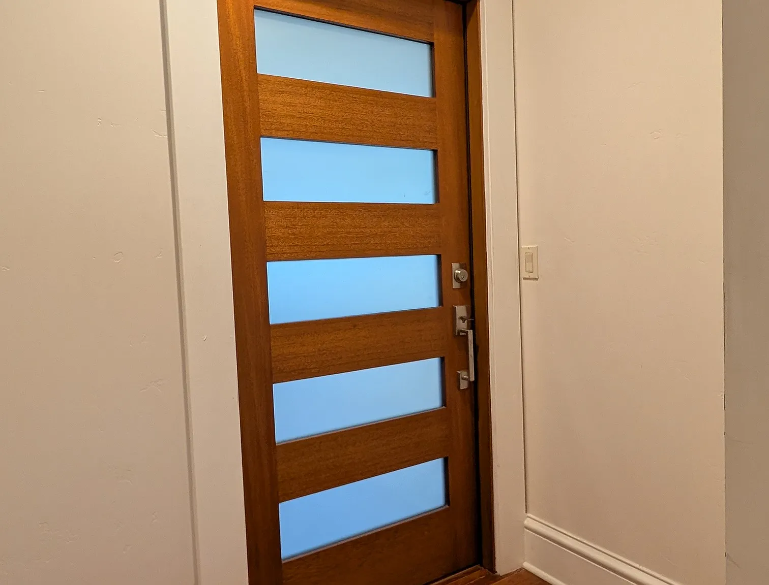2 bed, 1090 sqft, $3,650 — Photo 3