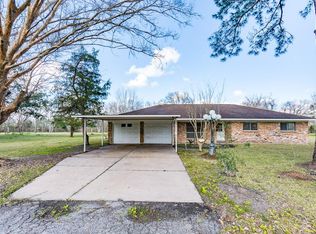 6709 Sharon Dr, Pearland, TX 77581