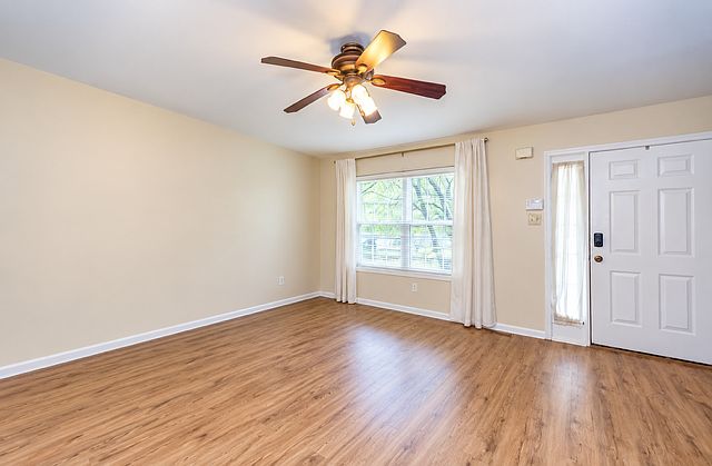1st image of 5513 Rinker Cir