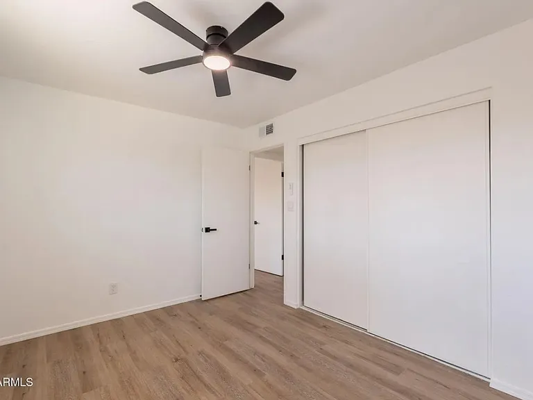 4743 W Shaw Butte Dr — Photo 14