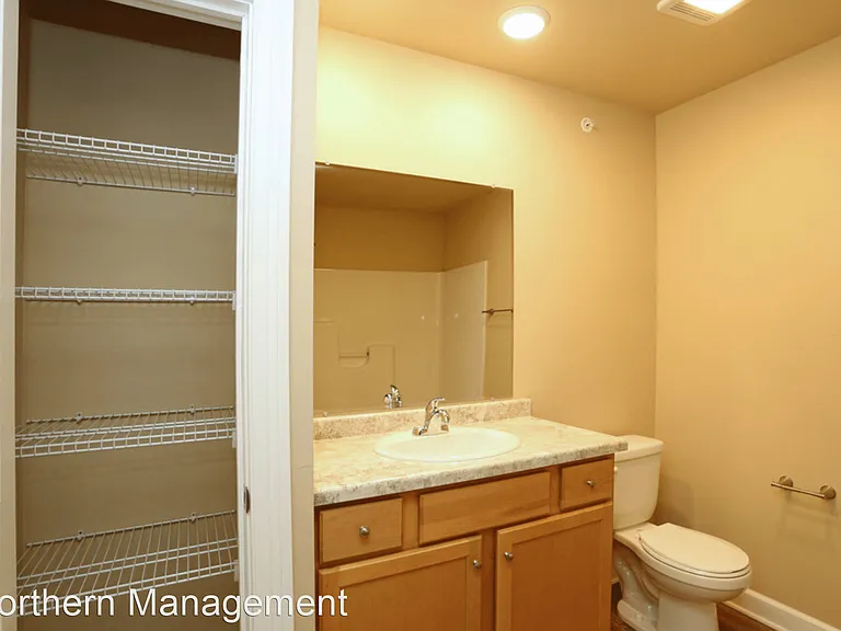 804 N Brewster Dr — Photo 4