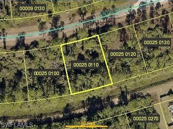 930 Anthony St E, Lehigh Acres, FL 33974