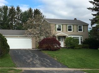 32 Winding Brook Dr, Fairport, NY 14450