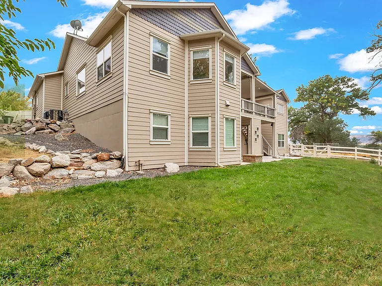 2245 Idella Ct — Photo 10