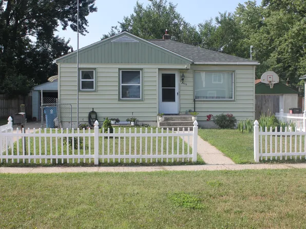 246 Maplelawn St SW, Wyoming, MI 49548