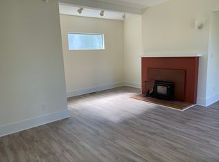 1833 5th Ave W, Seattle, WA 98119