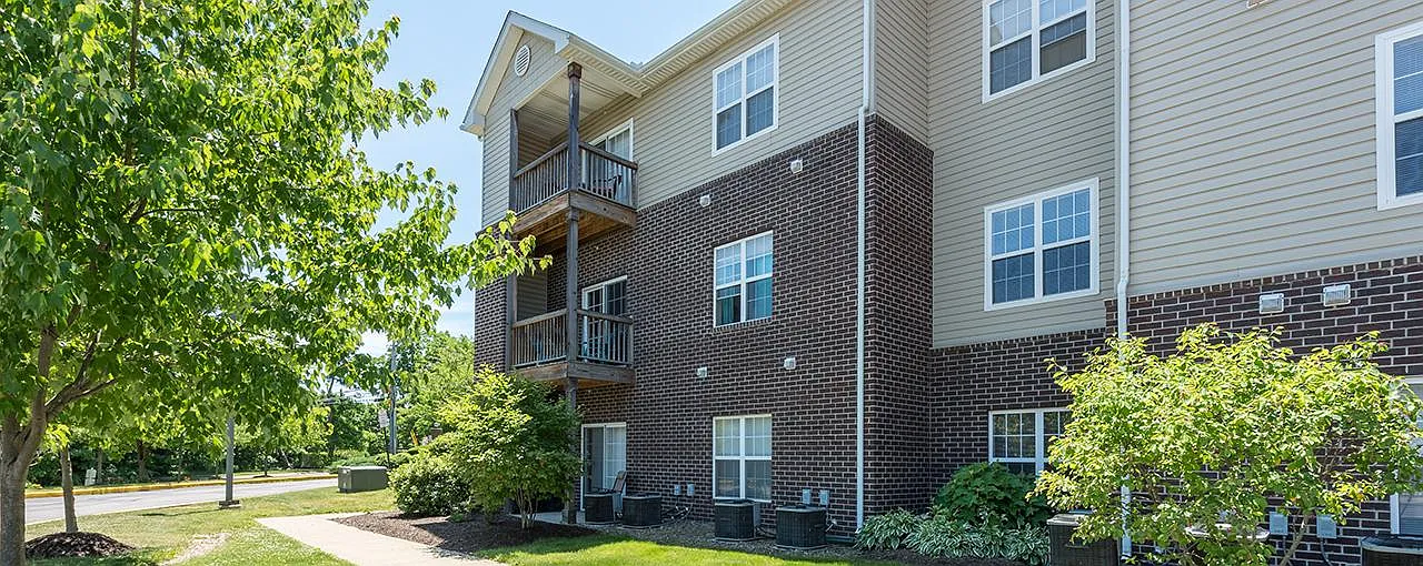 2 bed, 1123 sqft, $1,395 — Photo 3