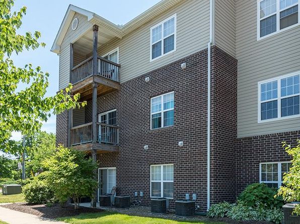 40 Hunt Club Dr