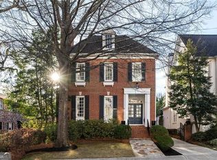 3674 Kingsboro Rd NE, Atlanta, GA 30319